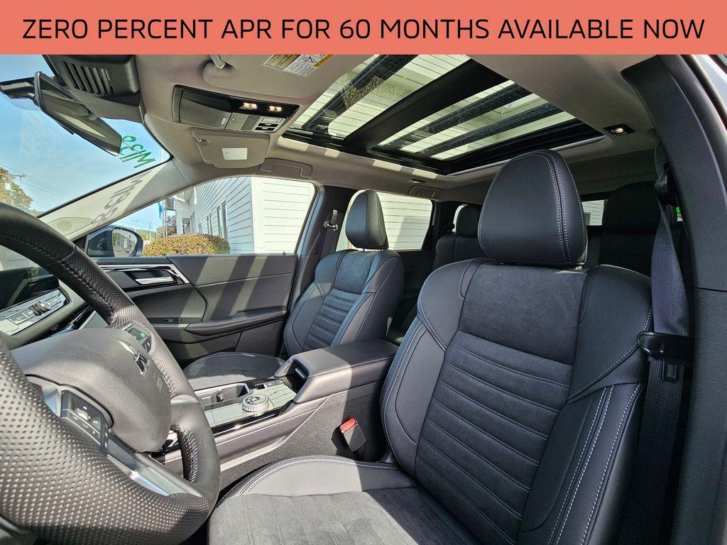 new 2025 Mitsubishi Outlander car