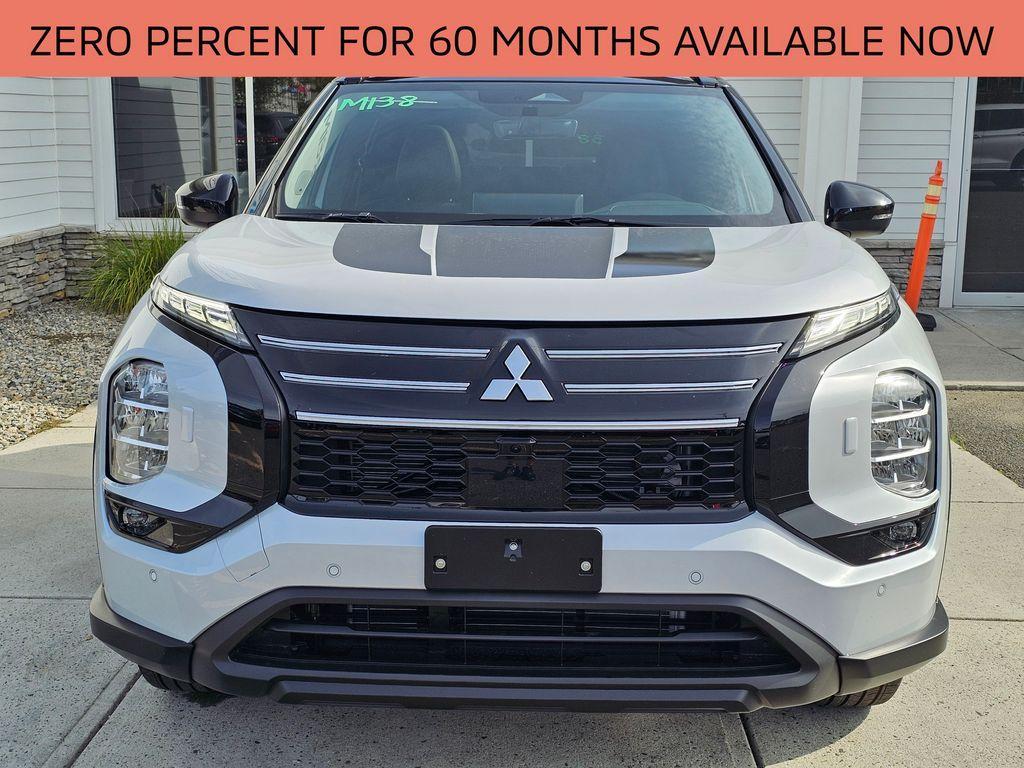 new 2025 Mitsubishi Outlander car