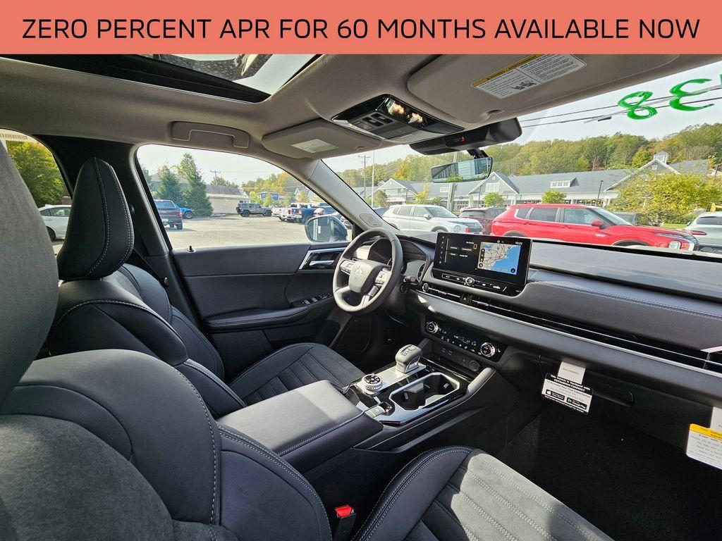 new 2025 Mitsubishi Outlander car