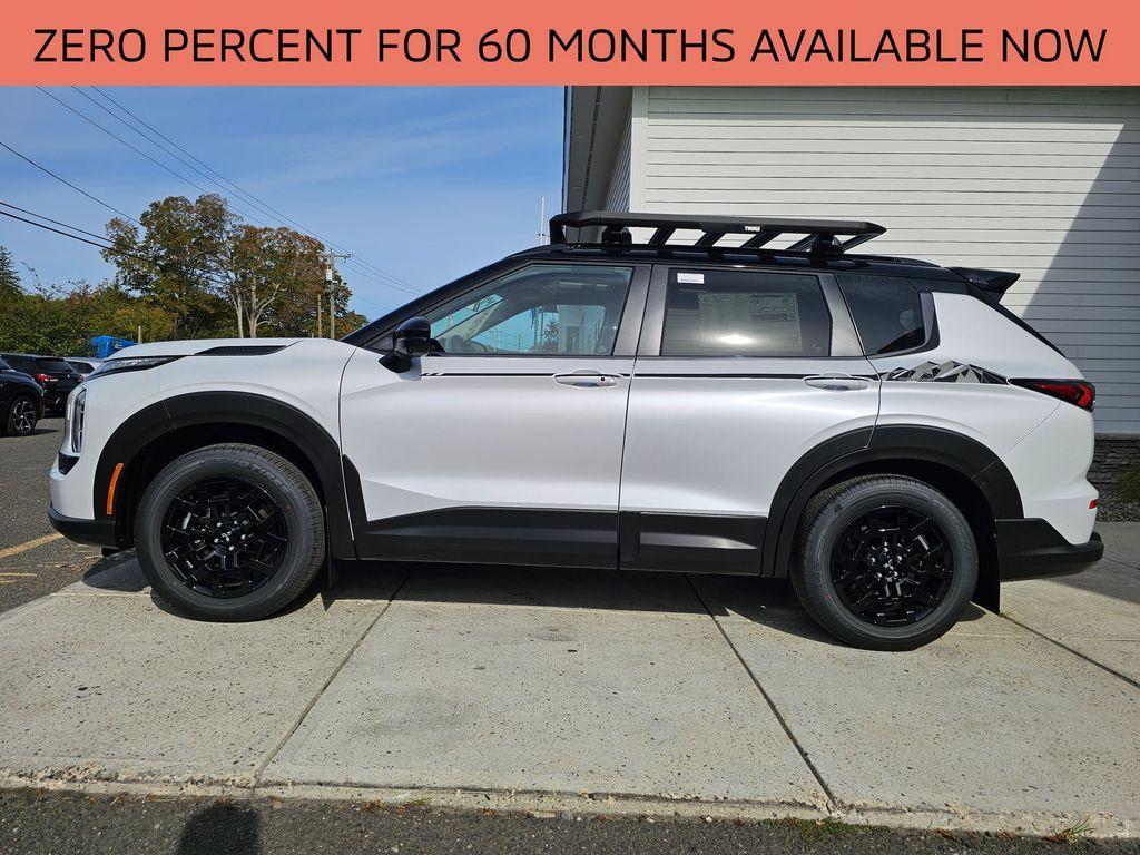 new 2025 Mitsubishi Outlander car