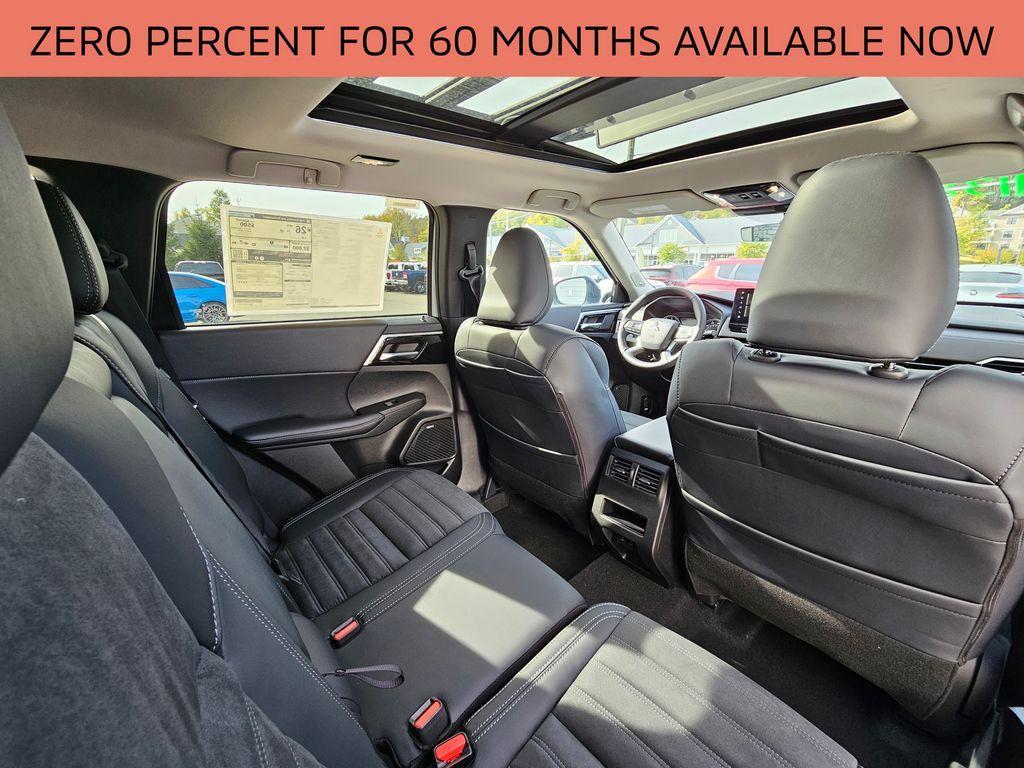 new 2025 Mitsubishi Outlander car