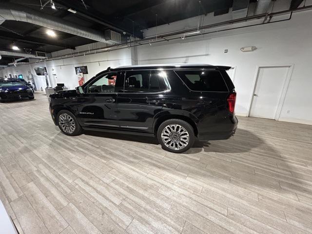 used 2023 GMC Yukon car, priced at $80,989