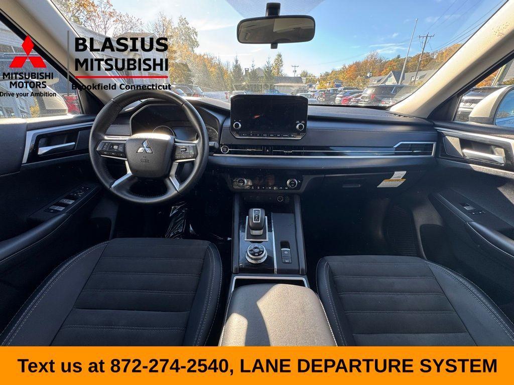 used 2024 Mitsubishi Outlander car, priced at $24,995