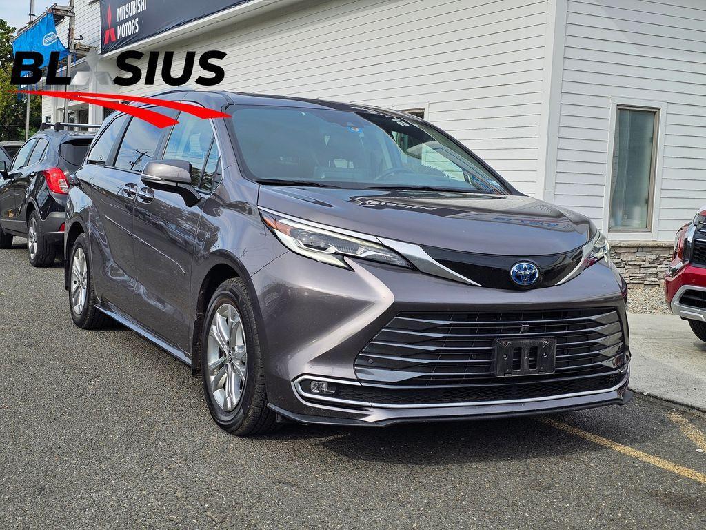 used 2022 Toyota Sienna car, priced at $40,989