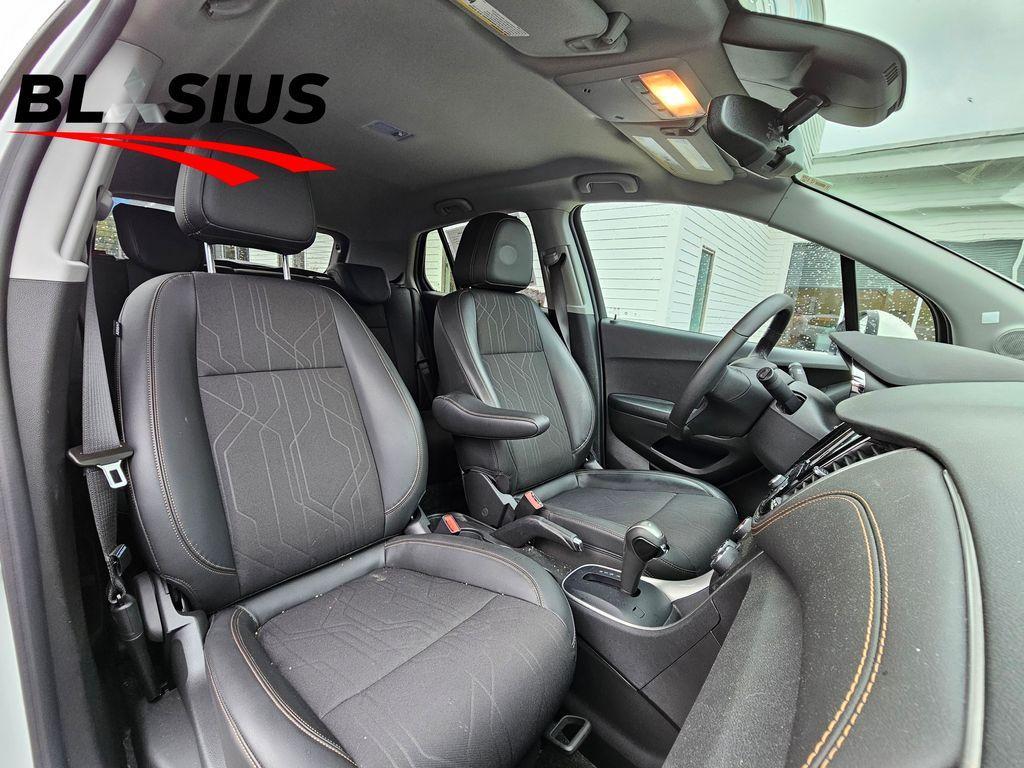 used 2022 Chevrolet Trax car, priced at $15,995