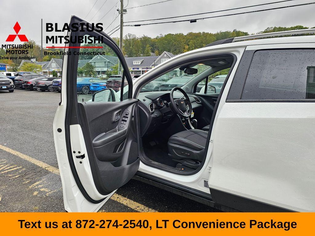 used 2022 Chevrolet Trax car, priced at $15,995