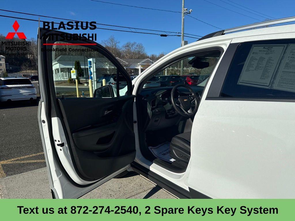 used 2022 Chevrolet Trax car, priced at $14,989