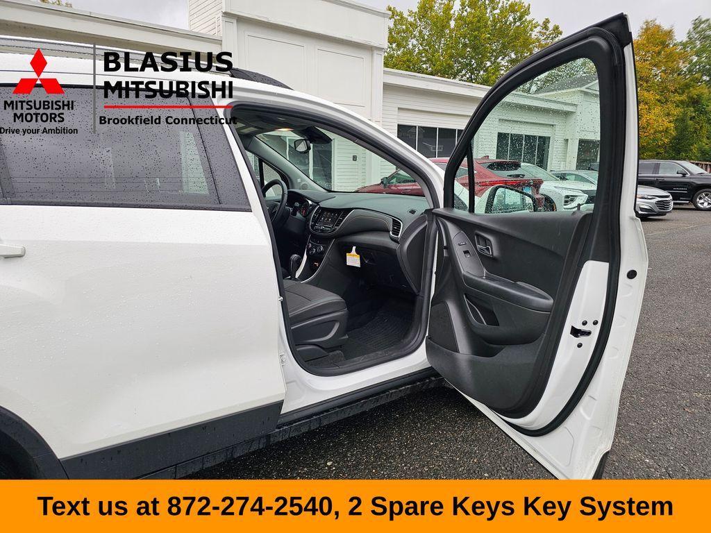 used 2022 Chevrolet Trax car, priced at $15,995
