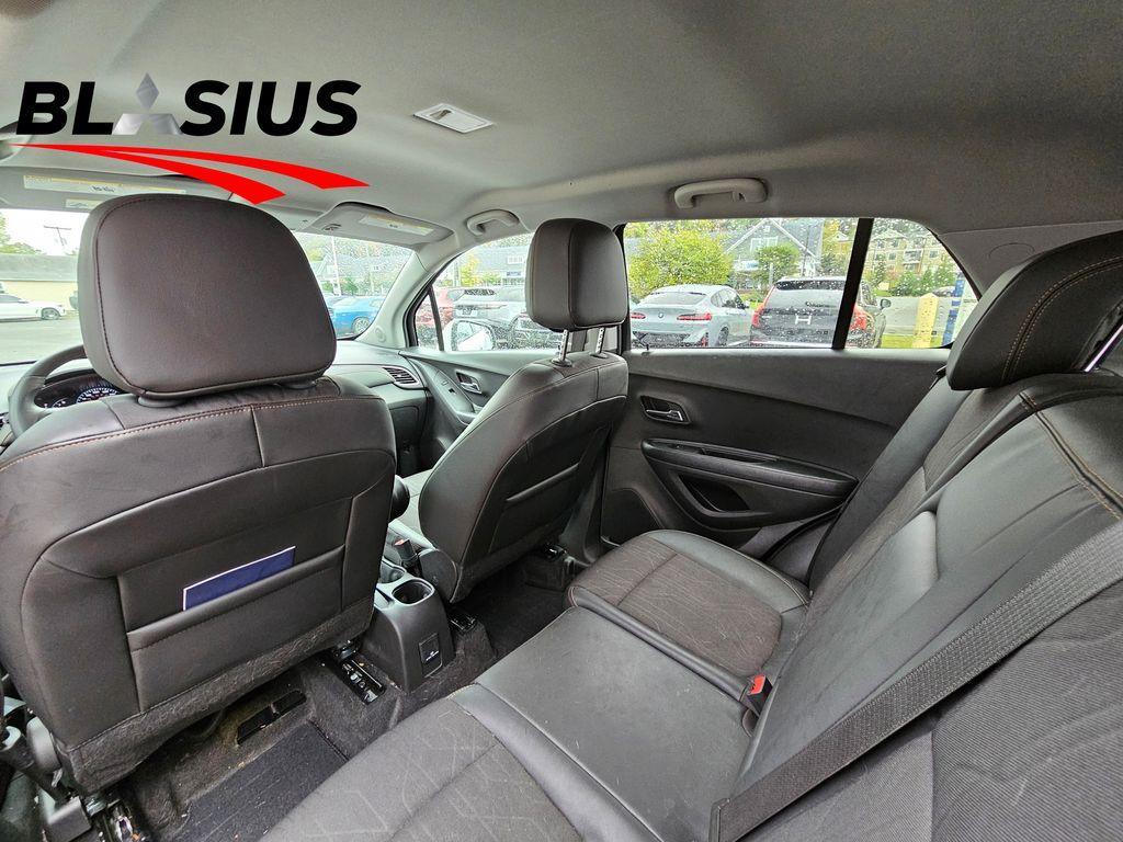 used 2022 Chevrolet Trax car, priced at $15,995