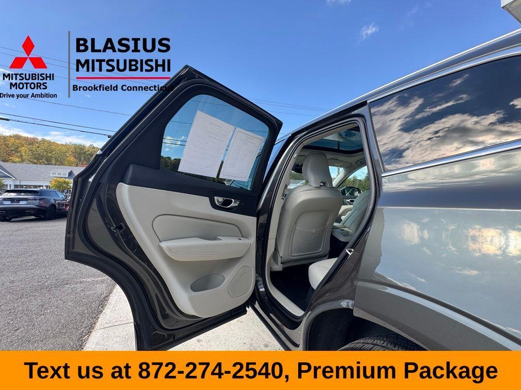 used 2020 Volvo XC60 car, priced at $24,322