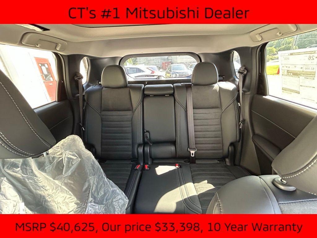new 2025 Mitsubishi Outlander car, priced at $33,398