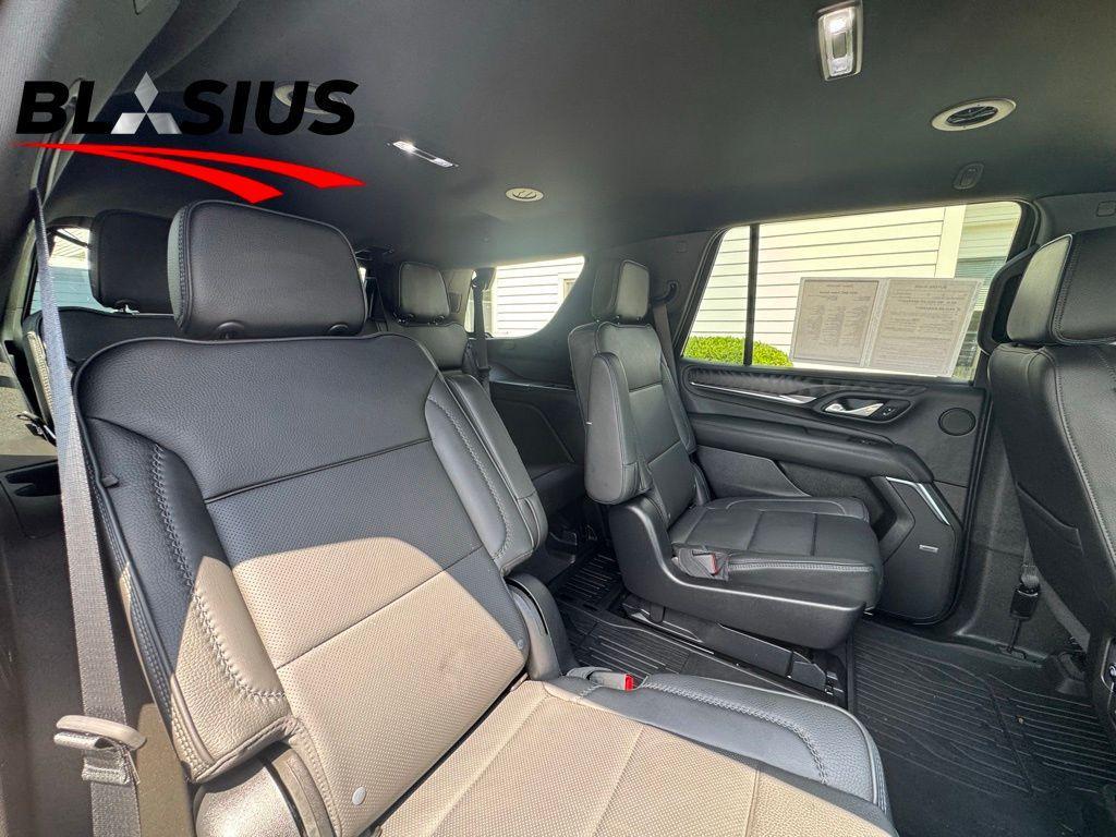 used 2022 GMC Yukon car, priced at $56,989