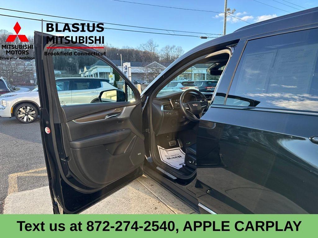 used 2020 Cadillac XT6 car, priced at $28,389