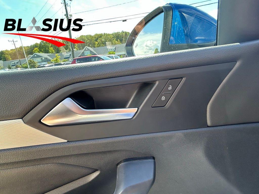 used 2024 Volkswagen Jetta car, priced at $17,757