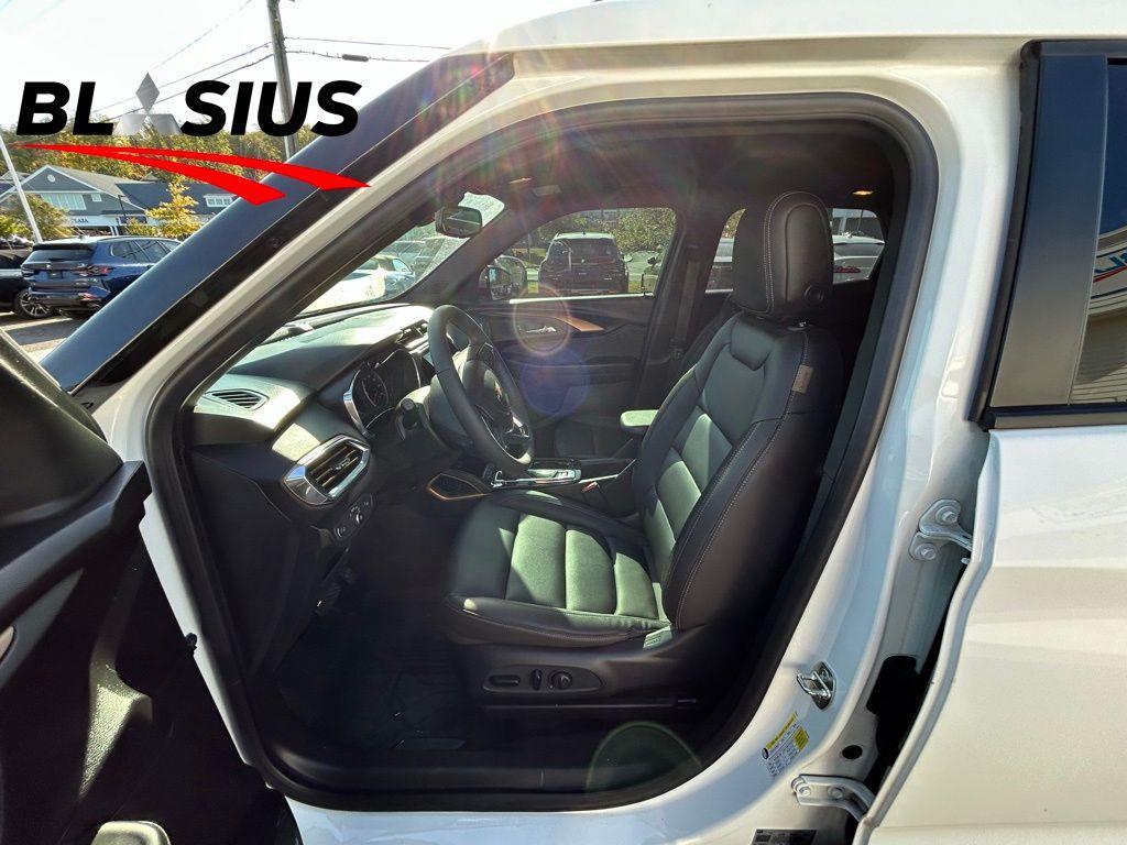 used 2023 Chevrolet TrailBlazer car, priced at $23,487