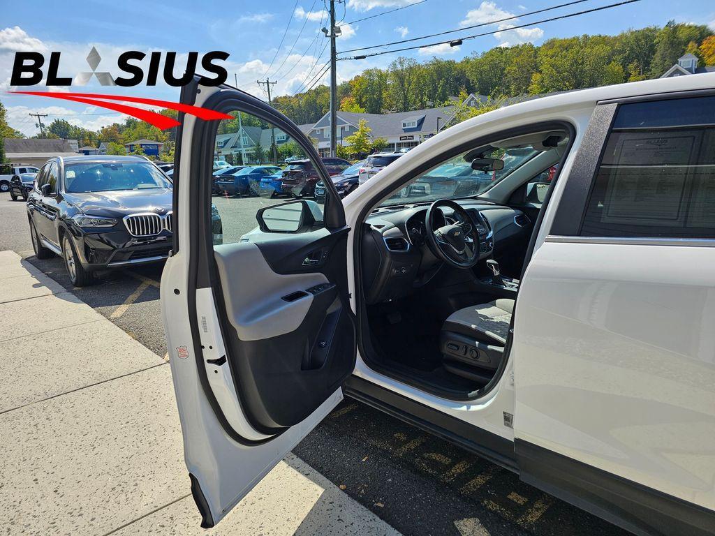 used 2024 Chevrolet Equinox car, priced at $18,989