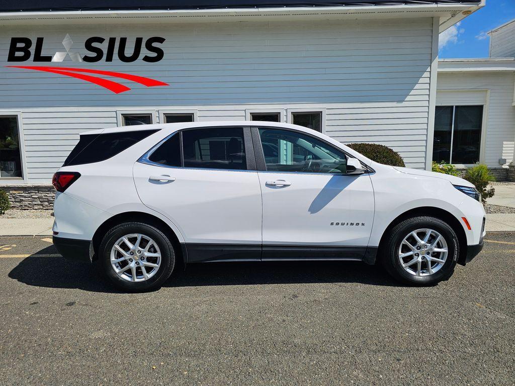 used 2024 Chevrolet Equinox car, priced at $18,989