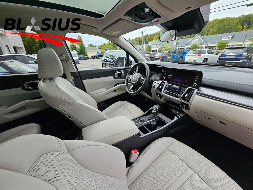 used 2023 Kia Sorento car, priced at $23,664