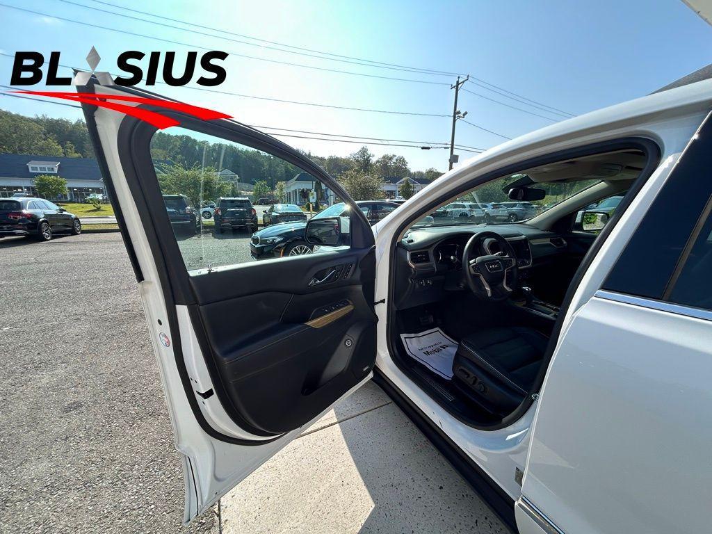 used 2018 GMC Acadia car, priced at $17,672