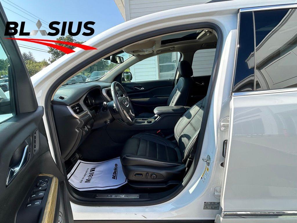 used 2018 GMC Acadia car, priced at $17,672