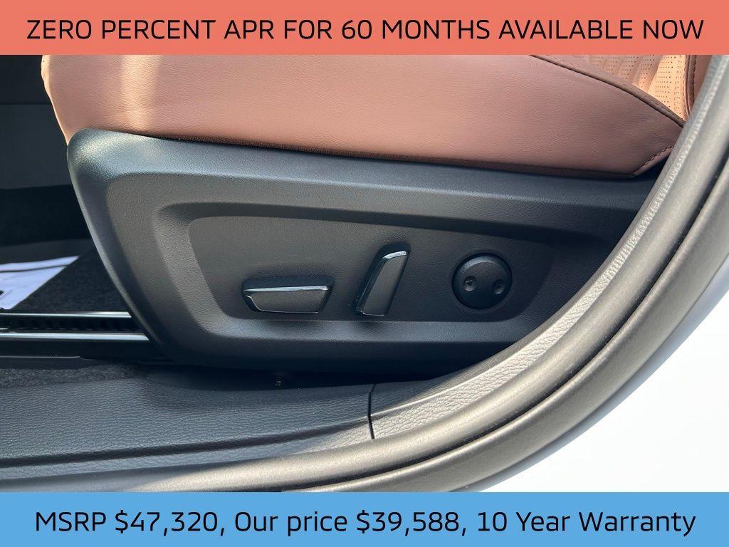 new 2025 Mitsubishi Outlander car, priced at $39,588