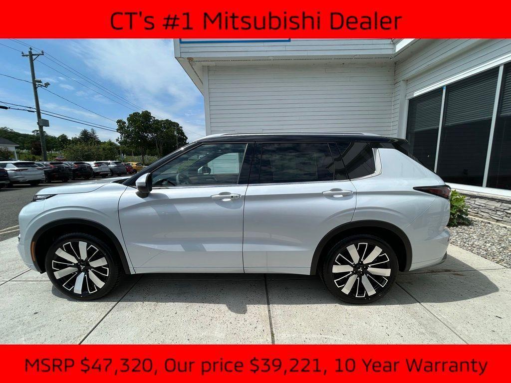 new 2025 Mitsubishi Outlander car, priced at $39,221