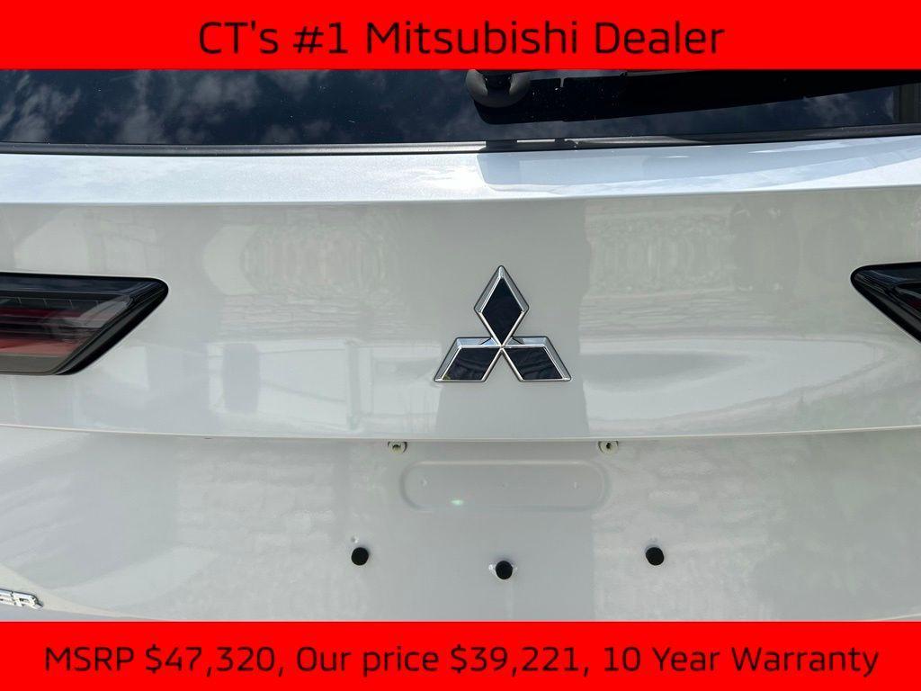 new 2025 Mitsubishi Outlander car, priced at $39,221