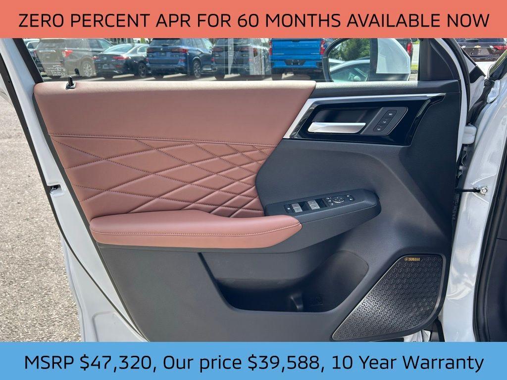 new 2025 Mitsubishi Outlander car, priced at $39,588