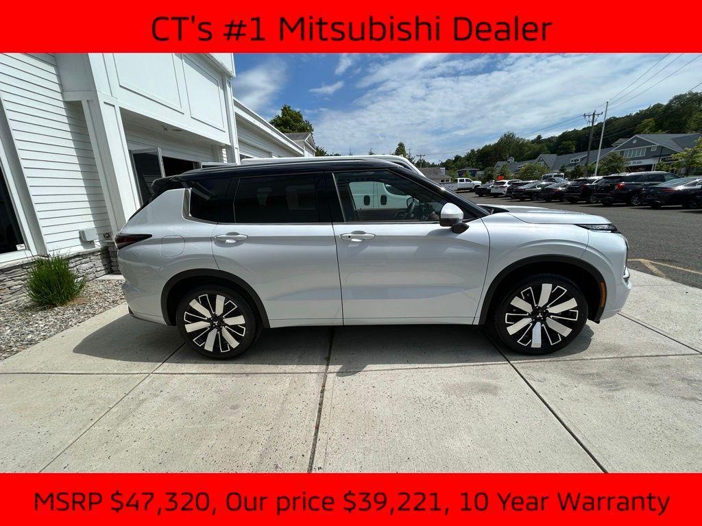 new 2025 Mitsubishi Outlander car, priced at $39,221