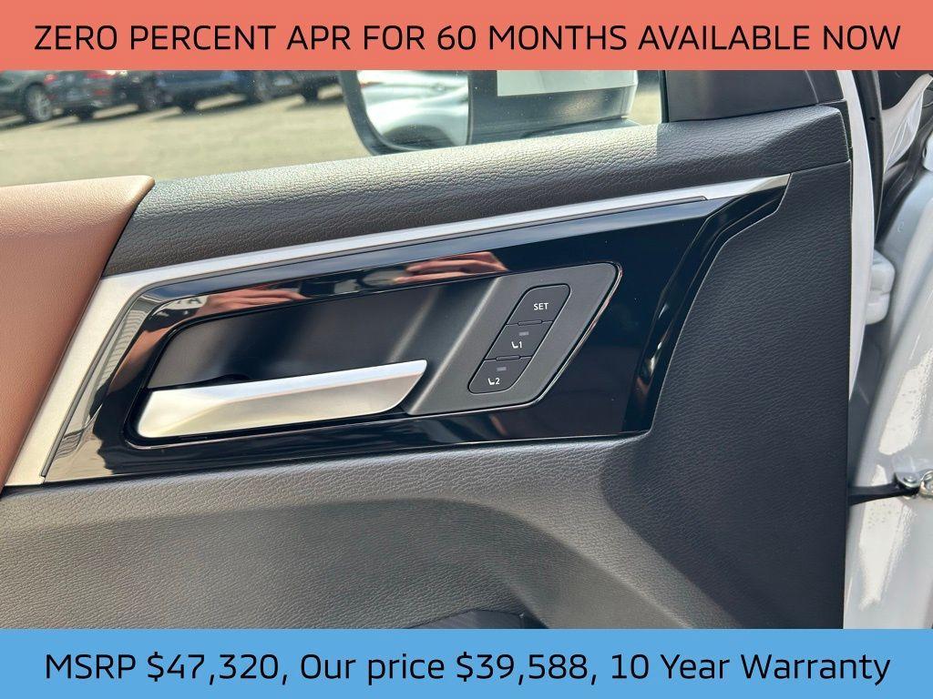 new 2025 Mitsubishi Outlander car, priced at $39,588