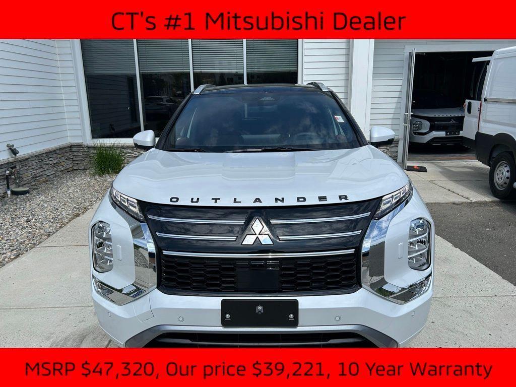 new 2025 Mitsubishi Outlander car, priced at $39,221