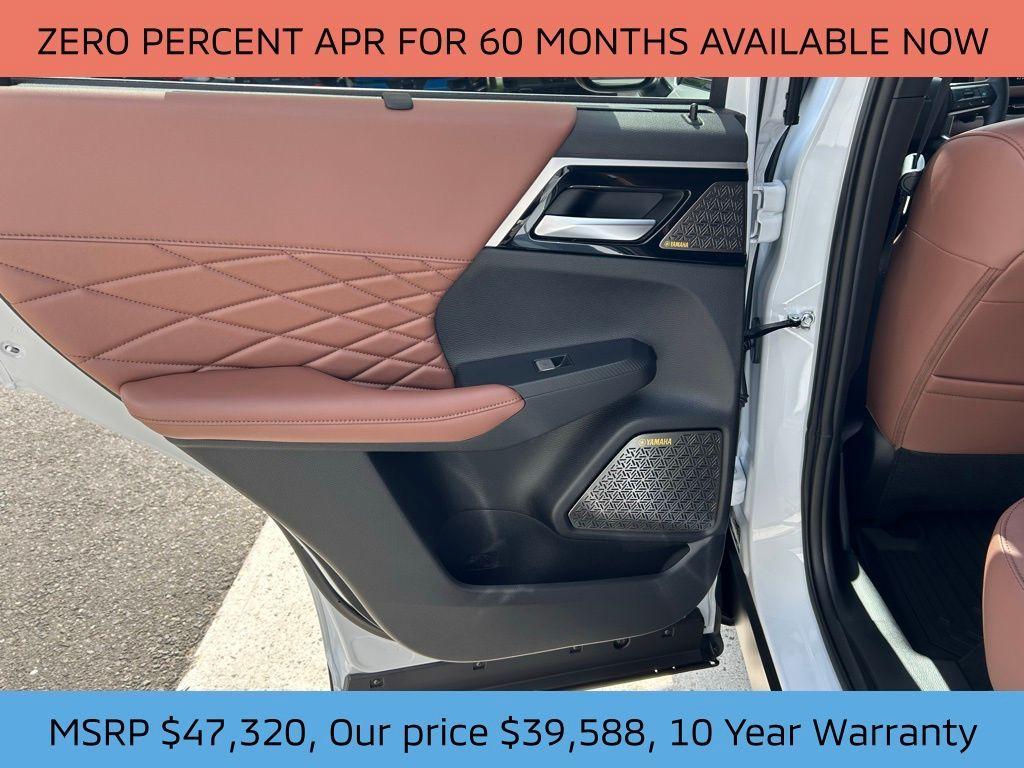 new 2025 Mitsubishi Outlander car, priced at $39,588