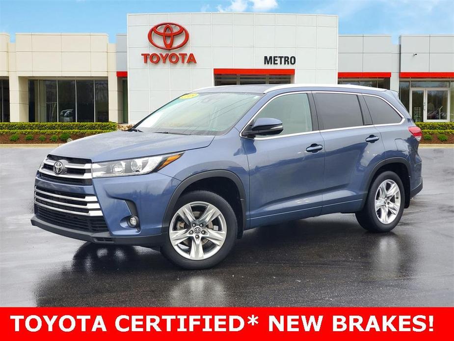 used 2019 Toyota Highlander car, priced at $33,900