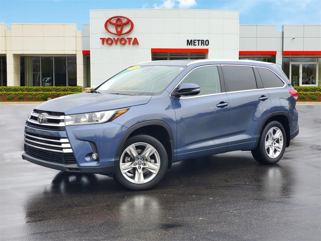 used 2019 Toyota Highlander car, priced at $33,900