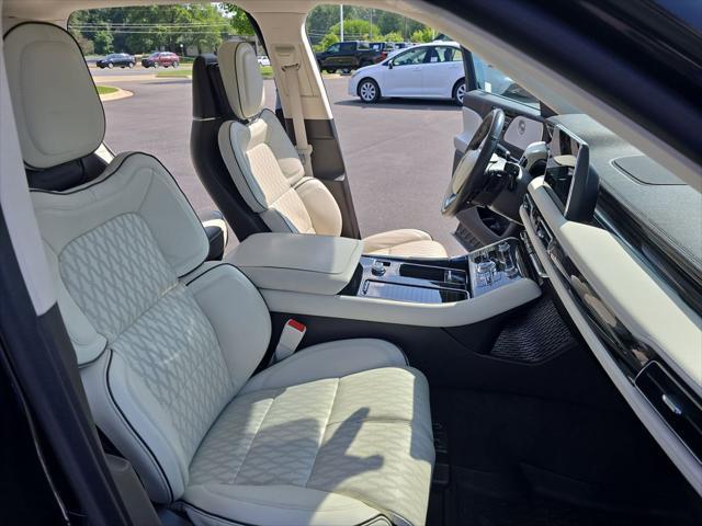used 2022 Lincoln Aviator car, priced at $39,500