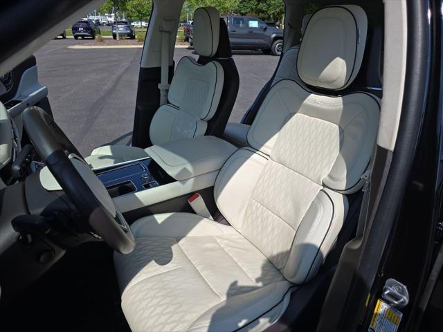 used 2022 Lincoln Aviator car, priced at $39,500