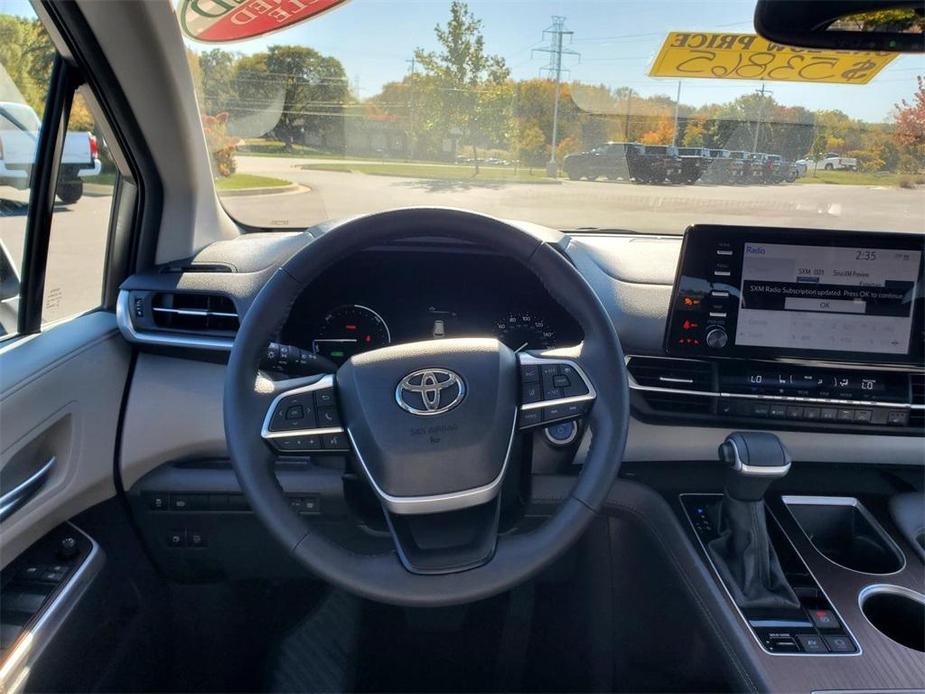 used 2024 Toyota Sienna car, priced at $51,400