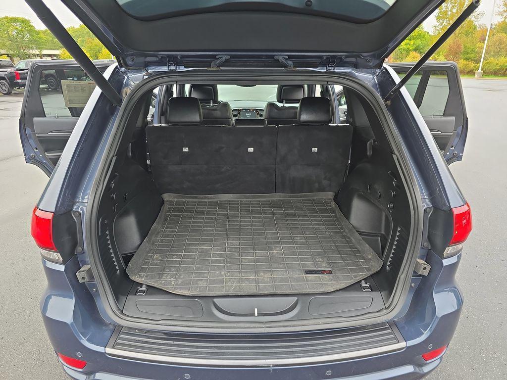 used 2021 Jeep Grand Cherokee car, priced at $25,700