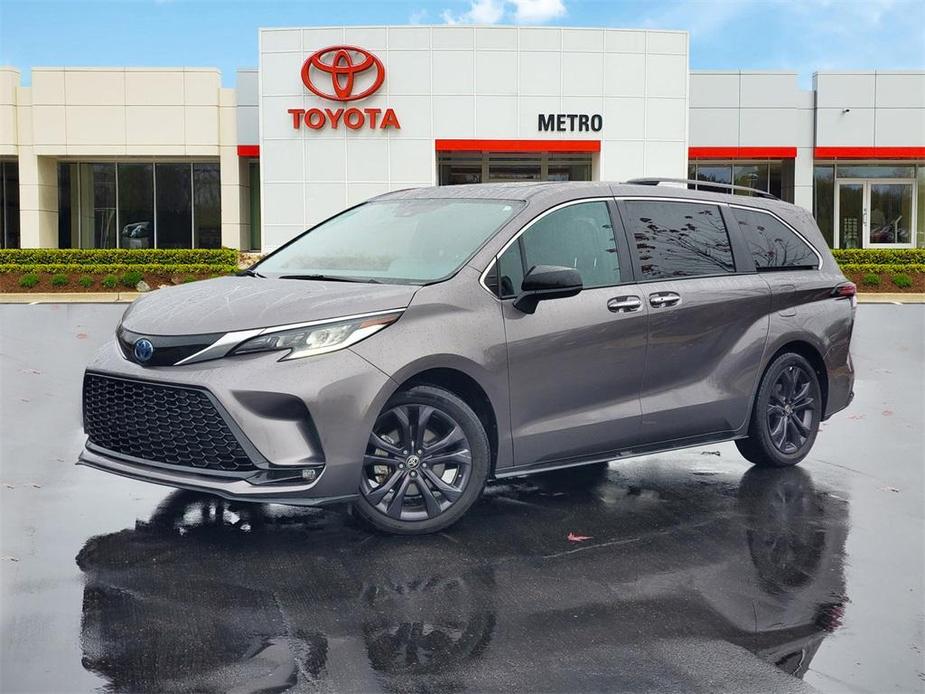 used 2022 Toyota Sienna car, priced at $44,900