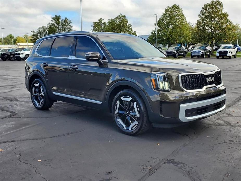 used 2023 Kia Telluride car, priced at $36,900