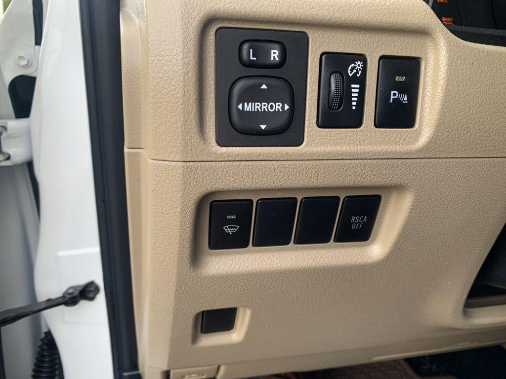 used 2013 Toyota 4Runner car, priced at $21,900