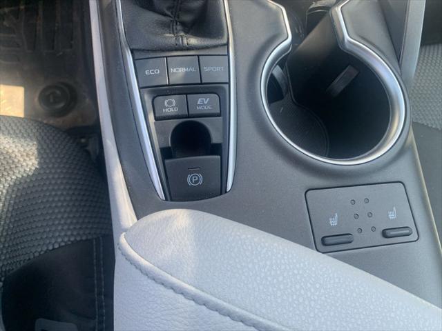 used 2024 Toyota Camry Hybrid car, priced at $34,900