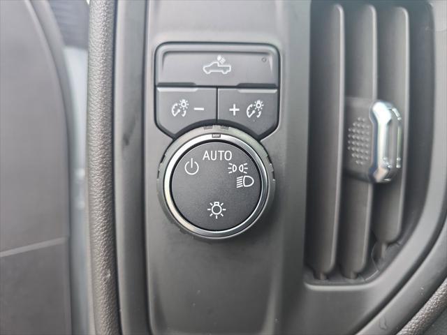 used 2024 Chevrolet Silverado 1500 car, priced at $33,900