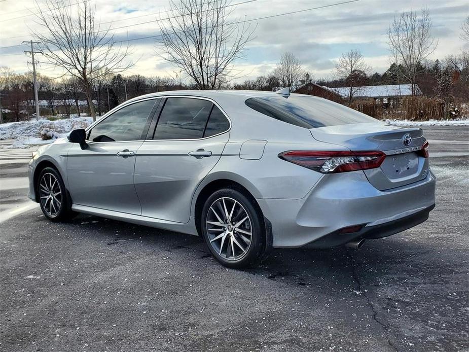 used 2022 Toyota Camry Hybrid car, priced at $28,000