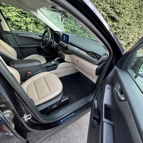 used 2021 Ford Escape car, priced at $14,999