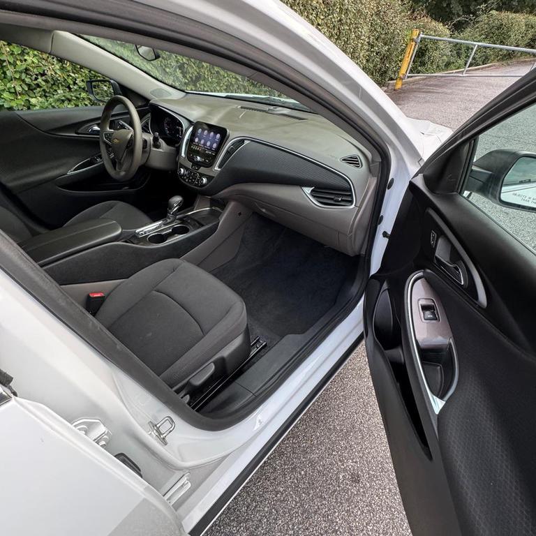 used 2022 Chevrolet Malibu car, priced at $15,999