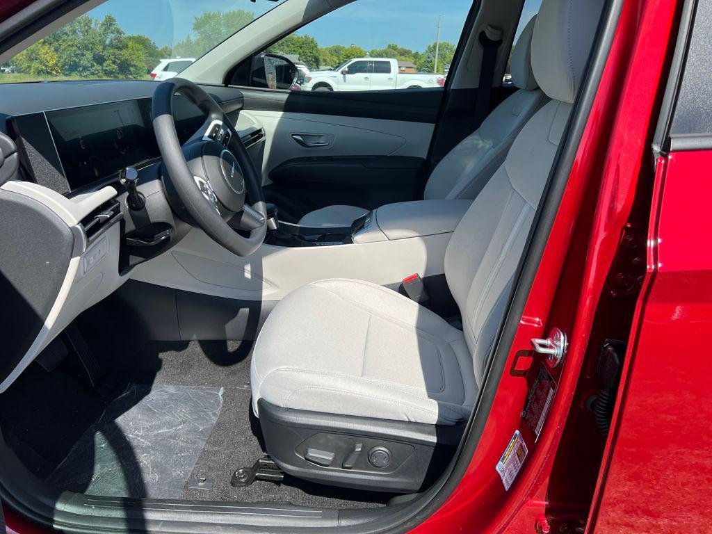new 2026 Hyundai Tucson car, priced at $34,351