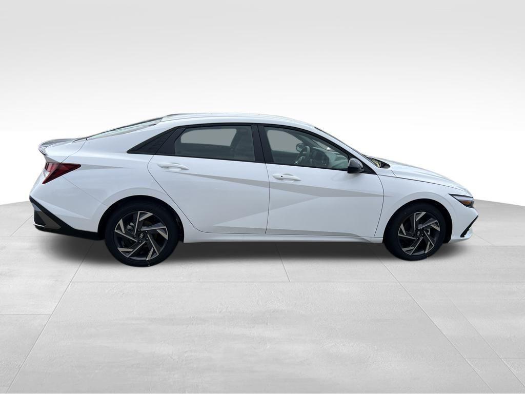 new 2025 Hyundai Elantra car, priced at $21,265
