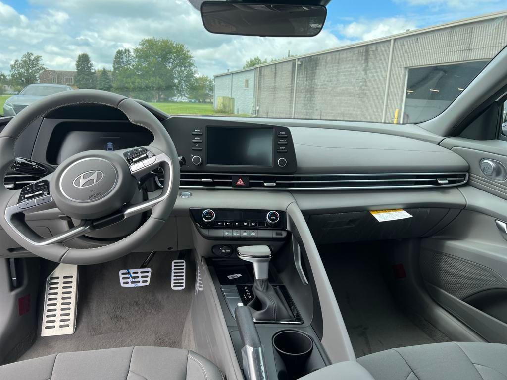 new 2025 Hyundai Elantra car, priced at $21,265