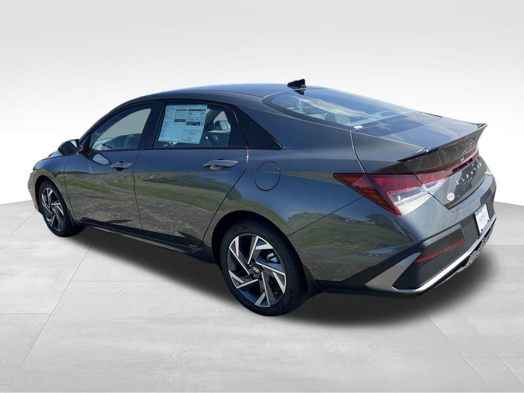 new 2025 Hyundai Elantra car, priced at $20,837